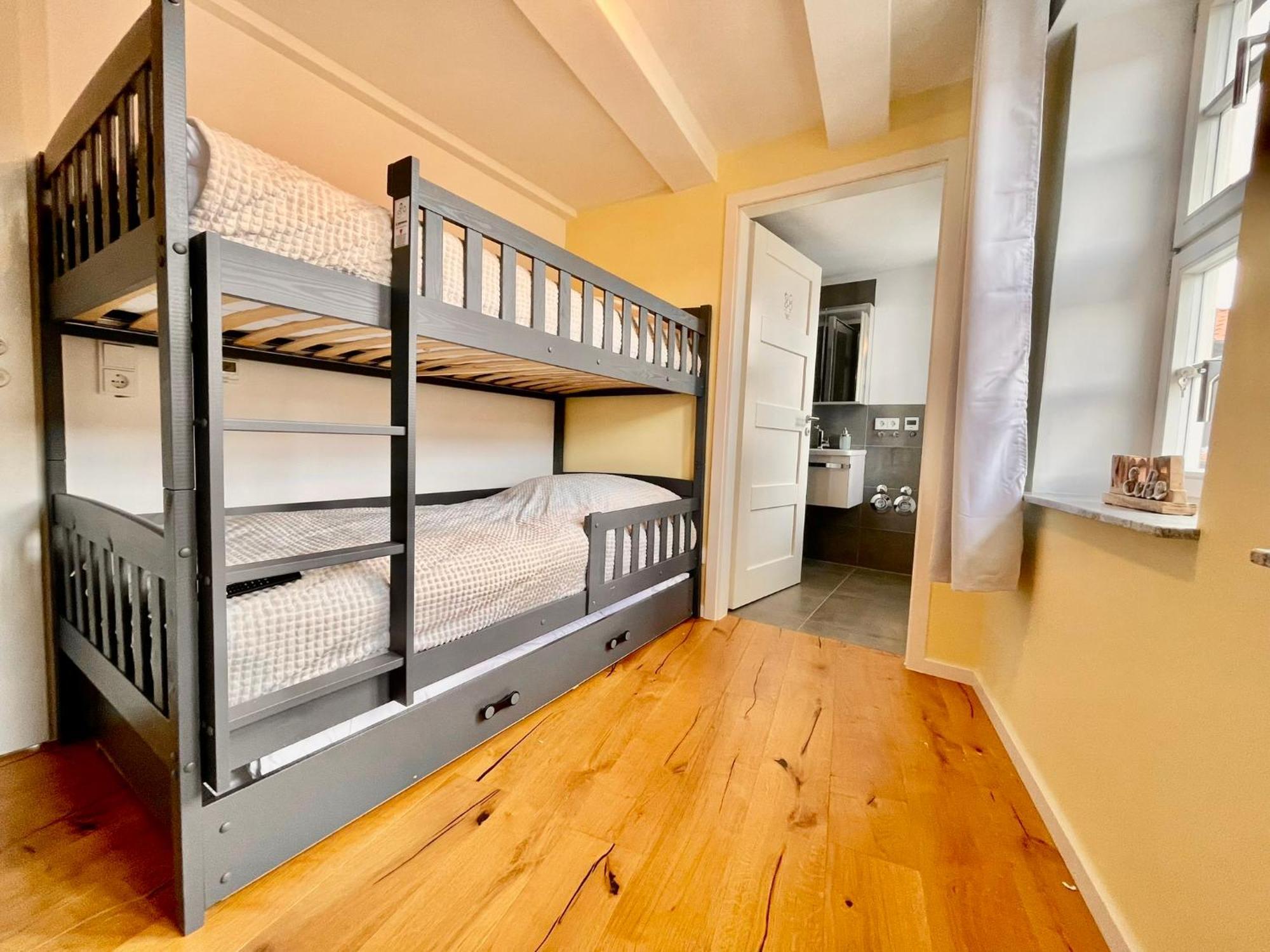 Homelikestay: Ferienwohnungen - Wernigerode - Wlan - Bestlage - Liebevolle Einrichtung Exterior photo